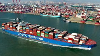 Comercio exterior de China subió 28,5 por ciento en enero-abril