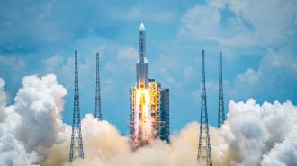 China prueba nuevo sistema de paracaídas para cohetes propulsores