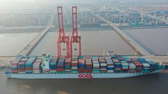 China introduce medidas para ahorrar tiempo a compañías navieras y de carga