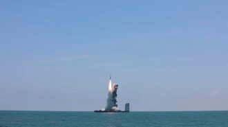 China lanzó con éxito cinco nuevos satélites