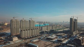 Constructoras chinas ofrecen descuentos inmobiliarios a cambio de sandías o ajos