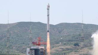 China lanzó 41 satélites en un solo cohete y establece nuevo récord