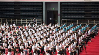 China presenta más de 1.400 nuevos programas de educación universitaria en 2023
