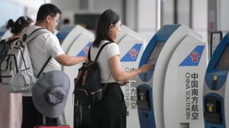 Entradas y salidas fronterizas de China aumentan 30,1% en tercer trimestre