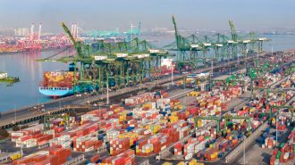 Comercio exterior chino creció un 4,6% en octubre pese a la caída de las importaciones