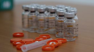 Sinovac afirma que puede producir 2.000 millones de vacunas anuales