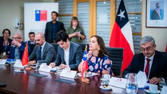 Chile y China sostuvieron diálogo estratégico en cooperación y coordinación económica