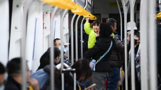 Shanghai añade nueva línea de metro suburbano para aeropuertos