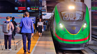 El nuevo ferrocarril China-Laos impulsa la inversión en zonas industriales