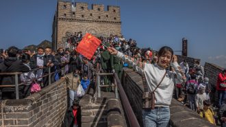 Turistas vuelven a la Gran Muralla para el Día Nacional de China