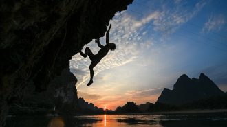 Desafío vertical en Yangshuo, el paraíso para los escaladores en China