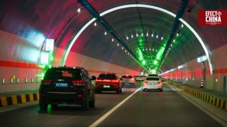 China inauguró el túnel de Shengli, la obra de autopista más larga del mundo