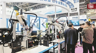 China exhibe la “fábrica del futuro” en feria industrial con 716 marcas y robots de última generación
