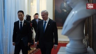 Presidente Kast recibe a embajador de China, Niu Qingbao, en medio de tensión con EE.UU.