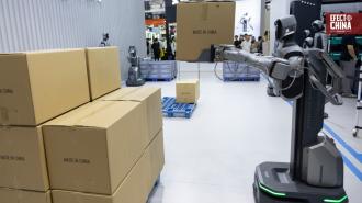 Manos a la obra: los robots chinos pasan del espectáculo al trabajo