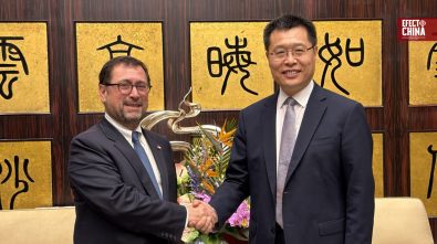 Canciller visita Shanghái, puerta de entrada de las exportaciones chilenas en China